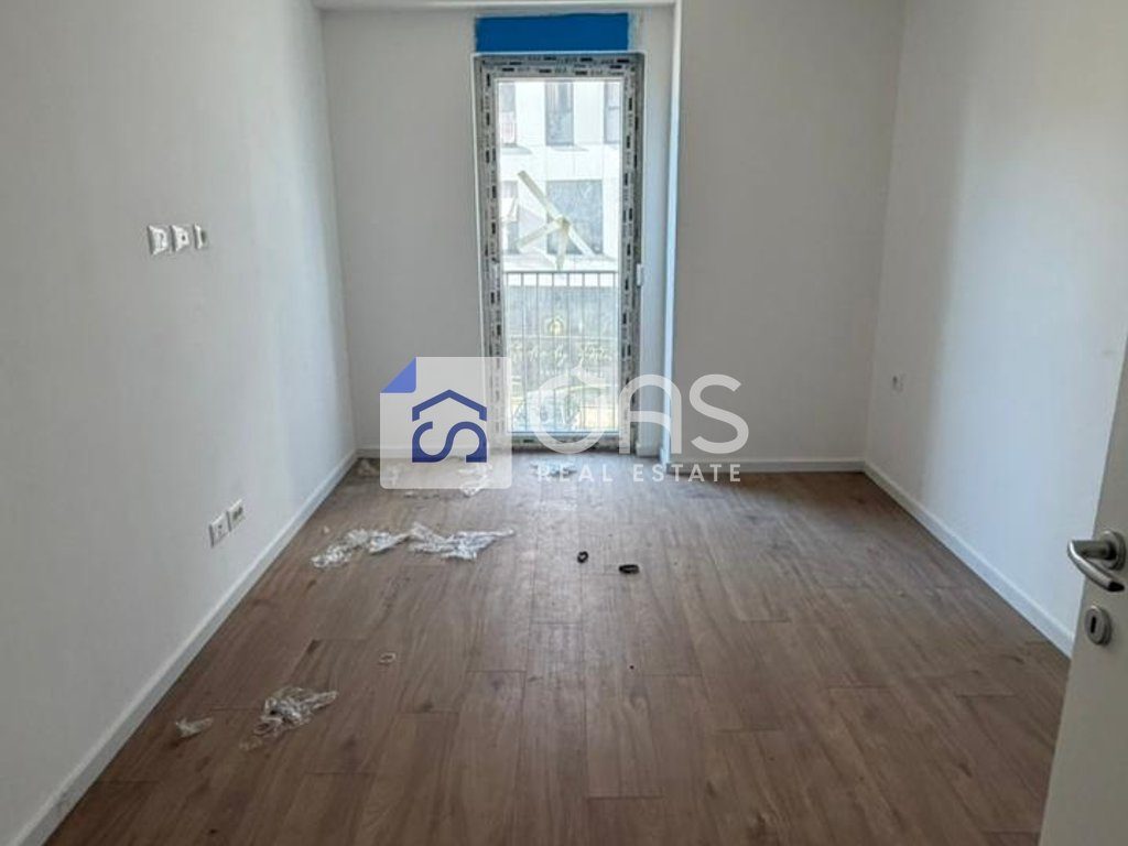 Shitet apartament 2+1+2 tek Bulevardi i Ri (Orbital 1)