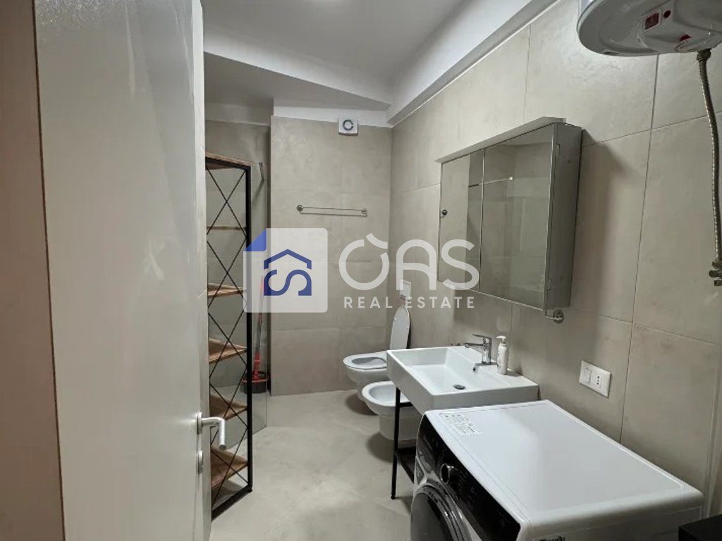 jepet me qera apartament 1+1 tek Liqeni i Thate
