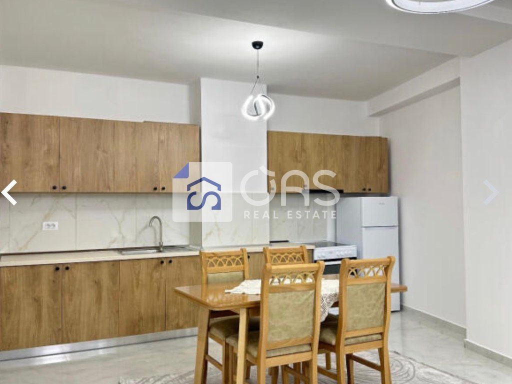 Jepet me qira apartamenti 2+1+2  Ne Astir