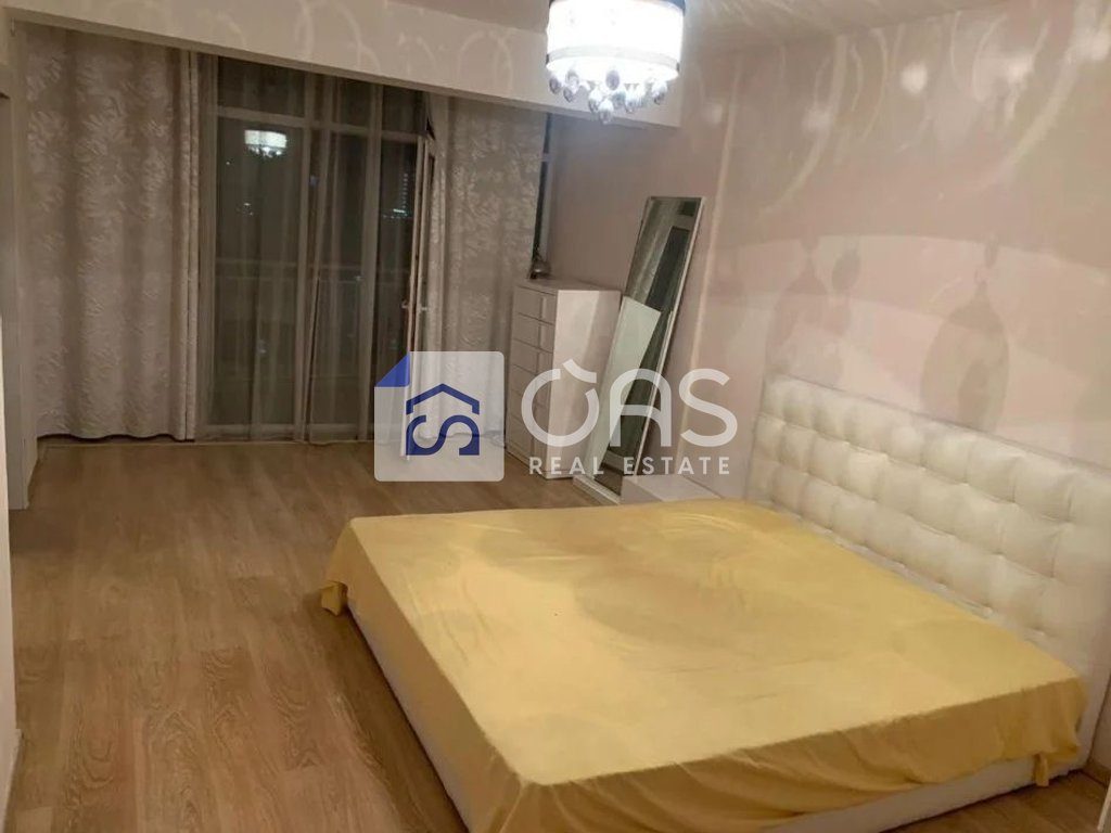 Jepet apartament me qera 2+1+ garderob tek Dritan Hoxha