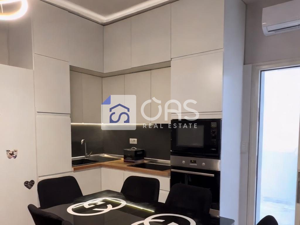 Jepet me qera apartament tek Liqeni i Thate