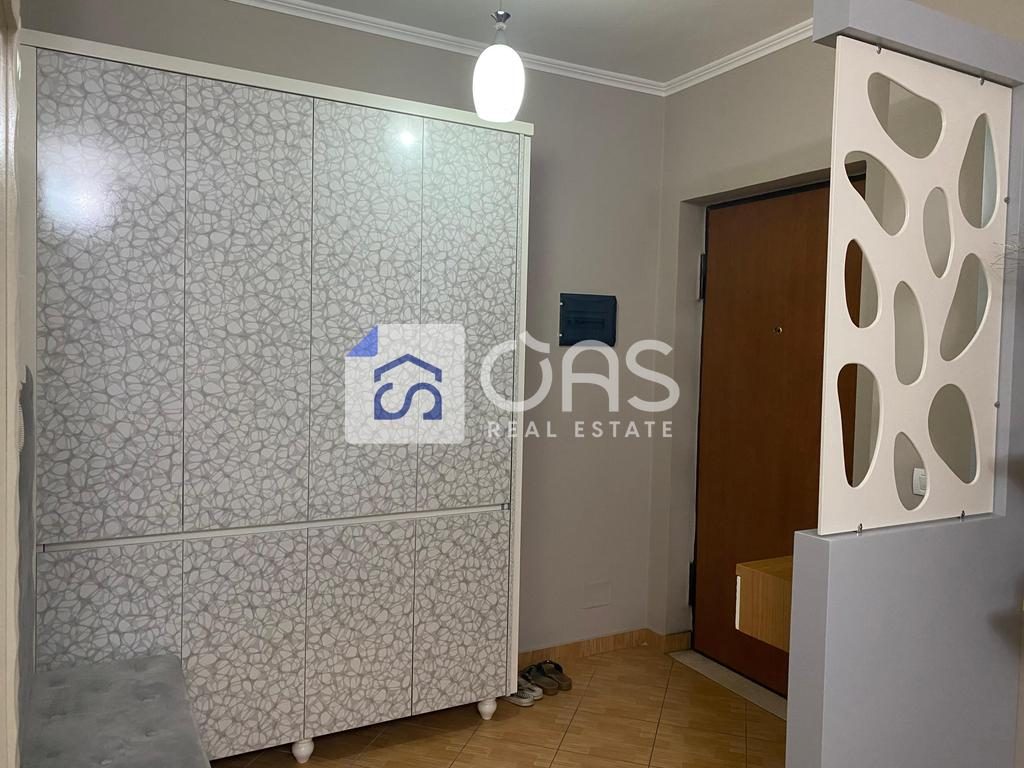 Jepet me qera apartament 2+1+2 tek Bulevardi "Bajram Curri"