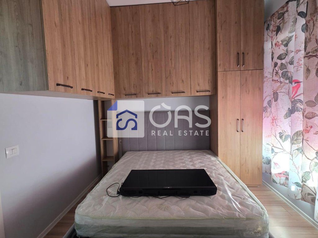 Jepet me qera apartament 1+1 ne Ali Dem