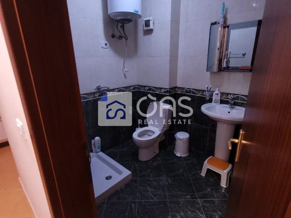 Jepet apartament me qera 2+1+2 tek Ish Ekspozita