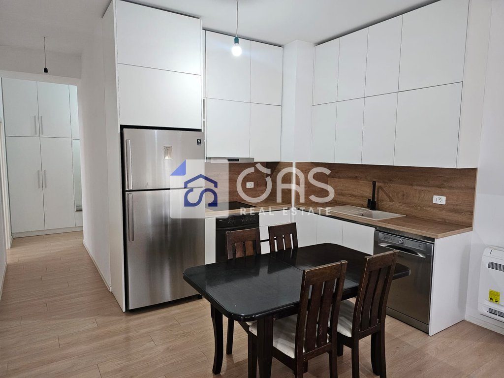 Jepet apartament me qera 2+1+ parkim tek Ali Demi