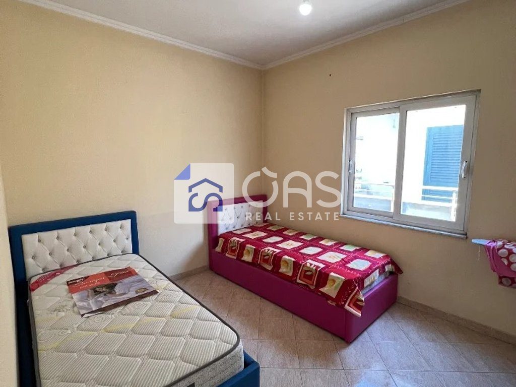 Jepet apartament me qera 2+1 tek Misto Mame