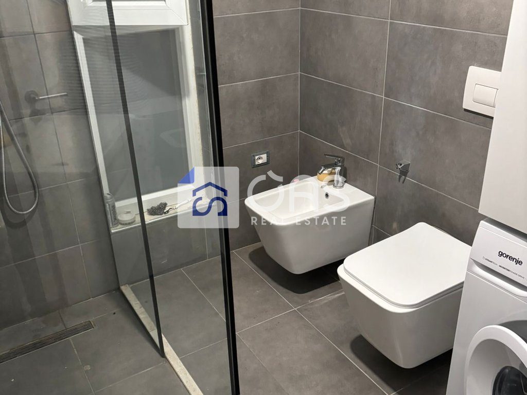 Jepet apartament me qera 2+1 tek Ish Fusha e Aviacionit