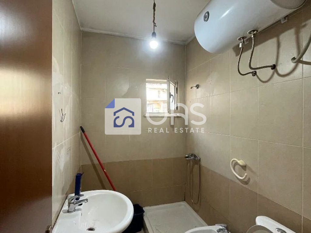 Jepet apartament me qera 2+1 tek Ish Fusha e Aviacionit