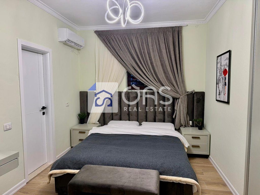 Jepet me qera apartament 3+1+2 ne Bllok