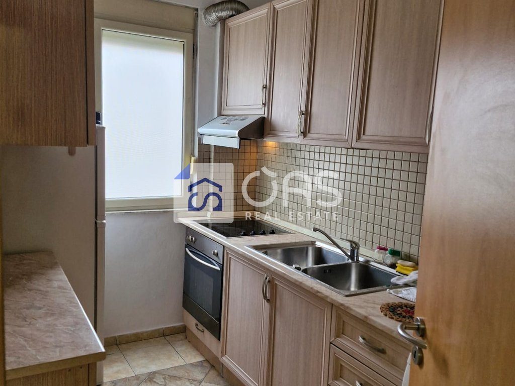 Jepet apartament  me qera 2+1 tek Rruga e Kosovareve