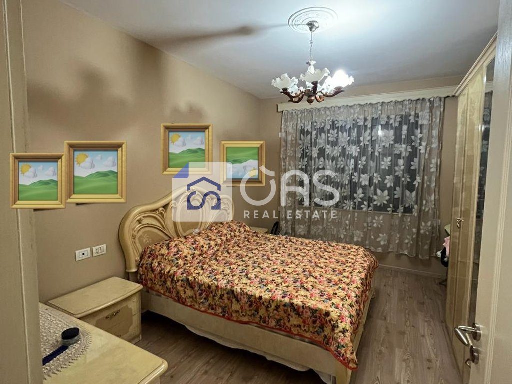 Shitet apartament 2+1 ne Astir