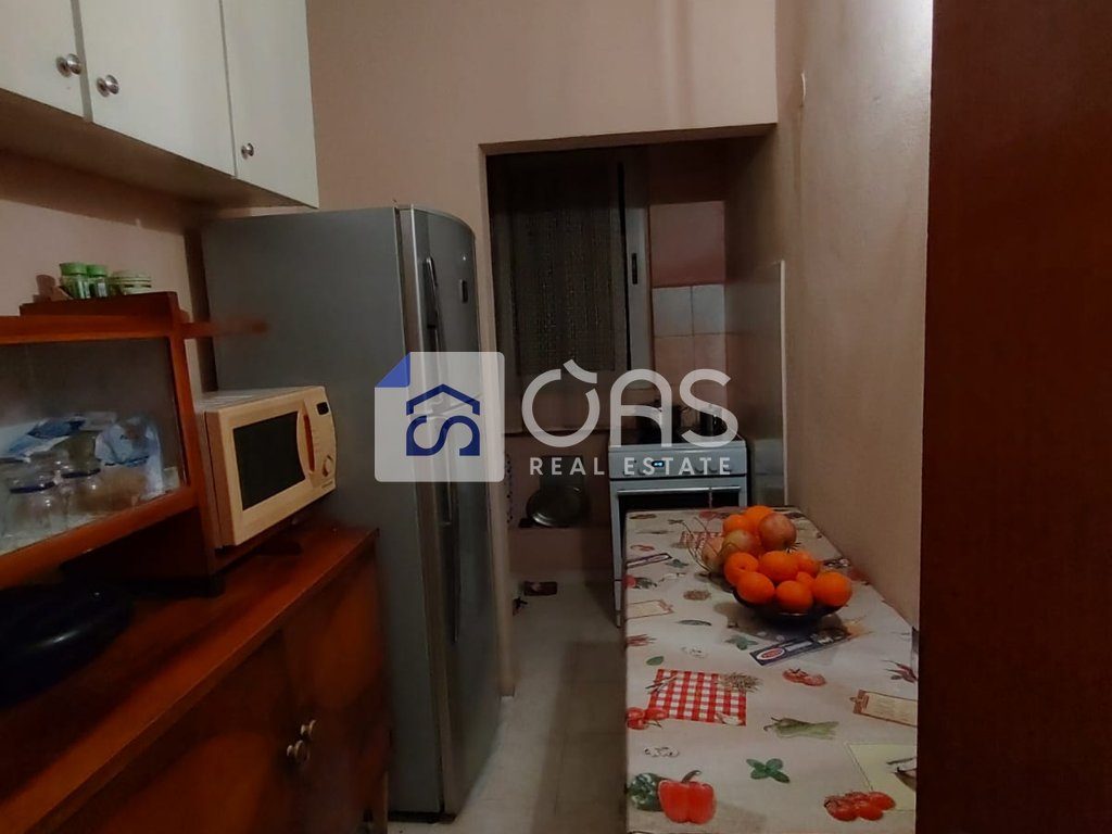 Shitet apartament 2+1 tek Pallati me Shigjeta