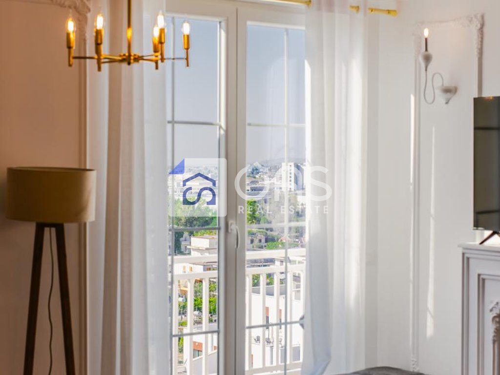 Jepet apartament me qera 1+1 ne Astir