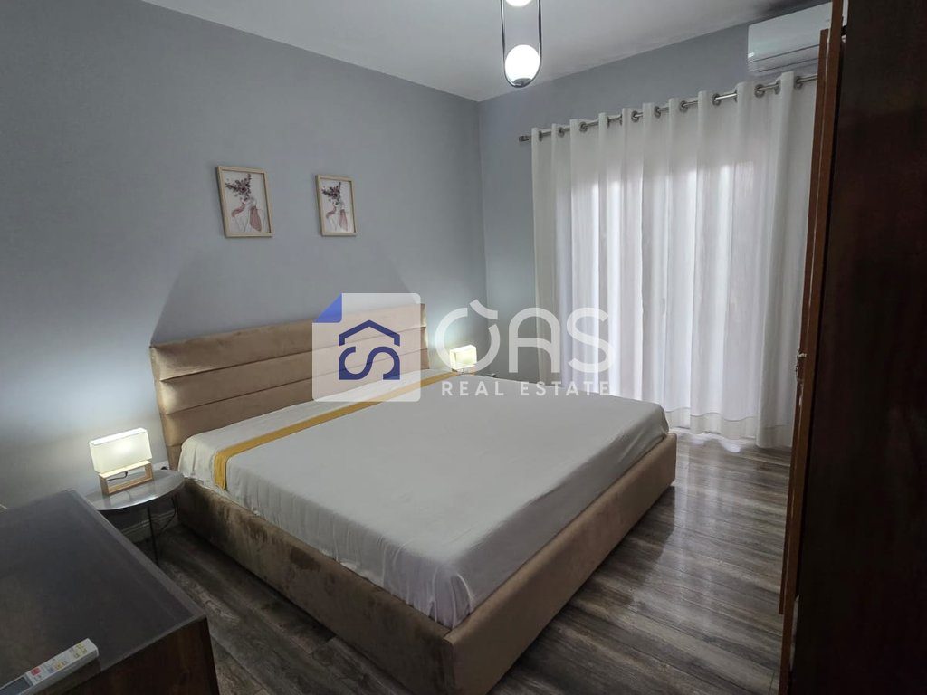 Jepet apartament me qera 2+1+ post parkimi ne Sauk