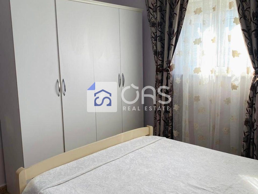 Jepet apartament me qera 2+1 tek Rruga e Kavajes