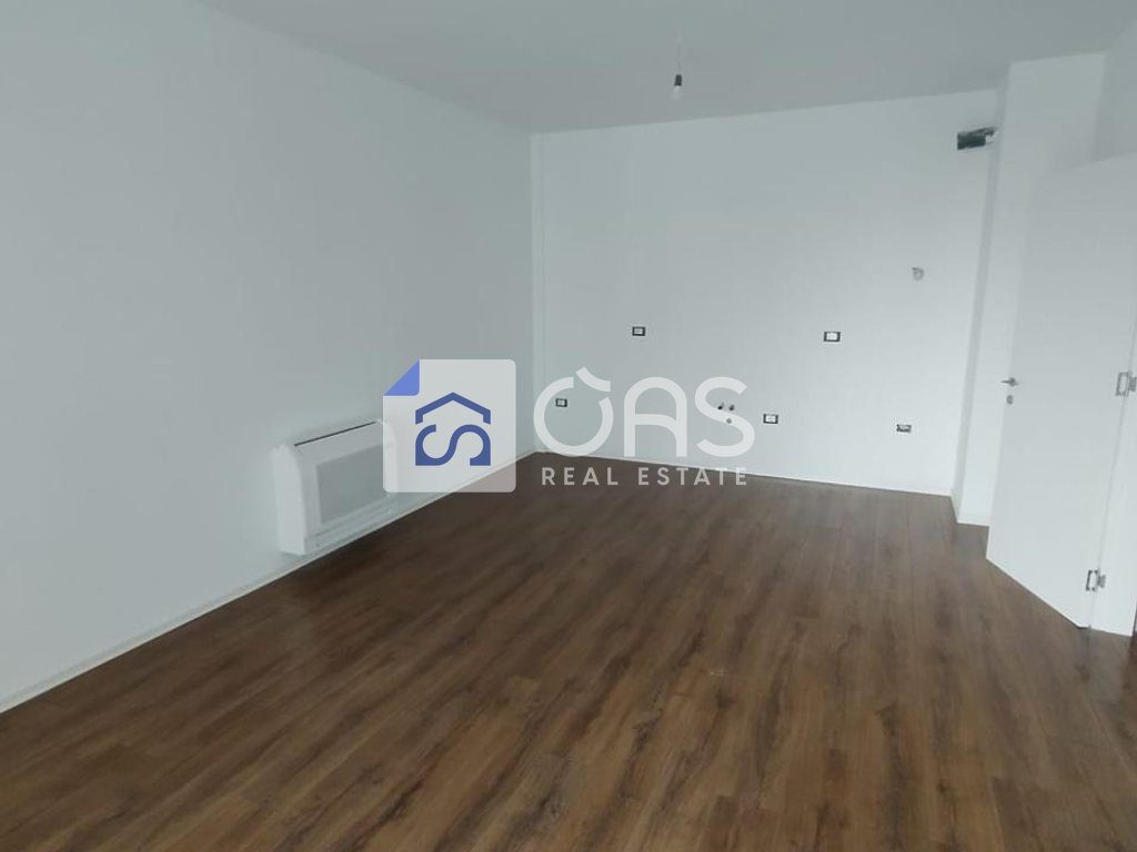 Jepet apartament 1+1 tek Bulevardi i Ri