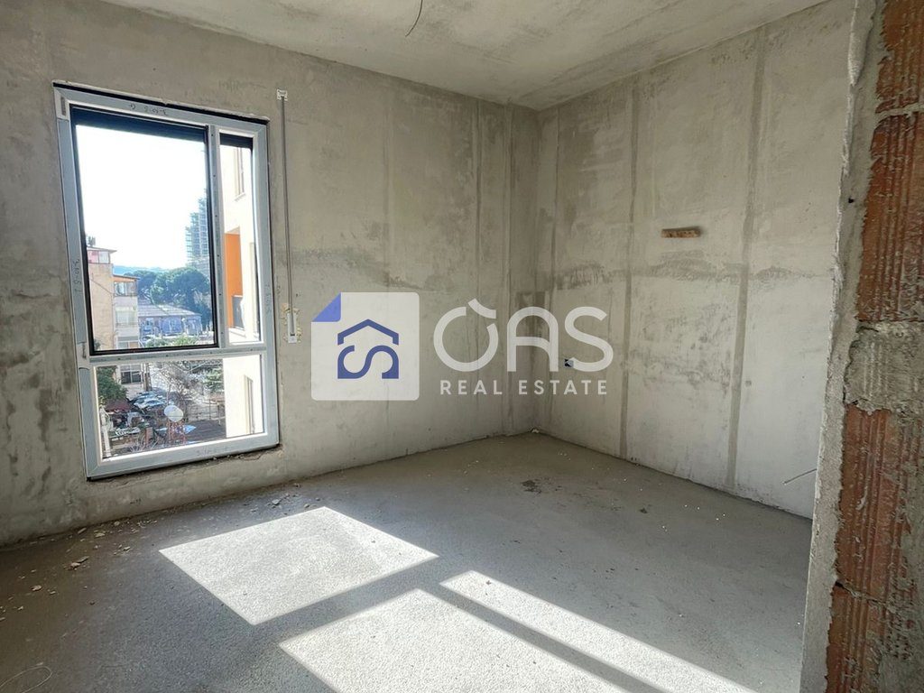 Shitet apartament 2+1+2 ne Don Bosko