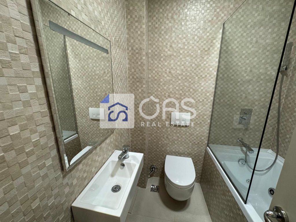 jepet apartament me qera 2+1+2+2 poste parkimi tek Liqeni i Thate