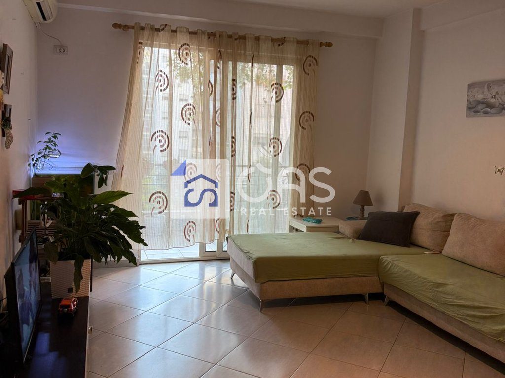 Shitet apartament 2+1 ne Astir