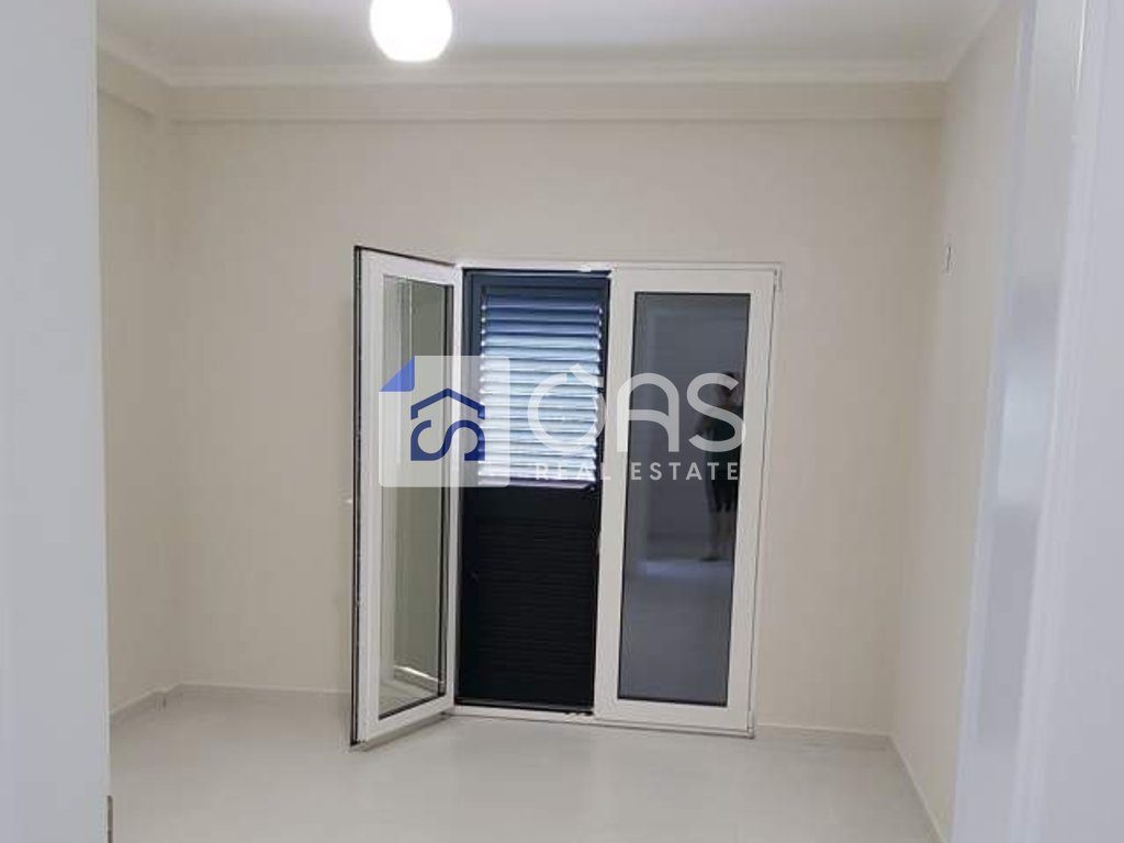Jepet apartament me qera 3+1+2+2 post parkimi tek Fuat Toptani