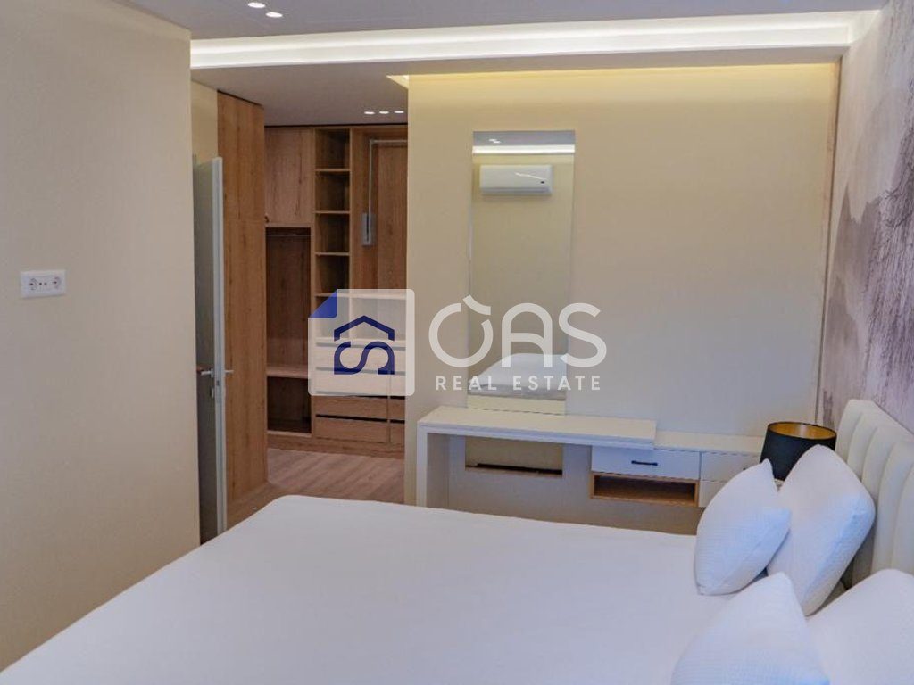 Shitet apartament 2+1 tek Kodra e Dillit