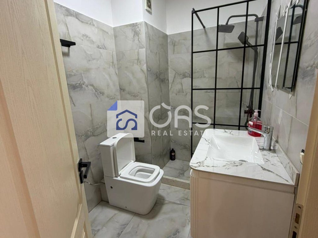Jepet apartament me qera 2+1+2 ne Astir tek Kompleksi Fratari