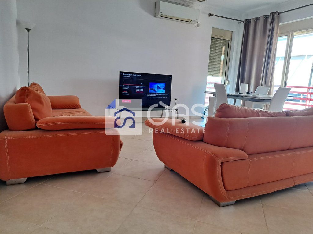 Jepet apartament me qera 2+1+ garazhd tek Liqeni i Tiranes