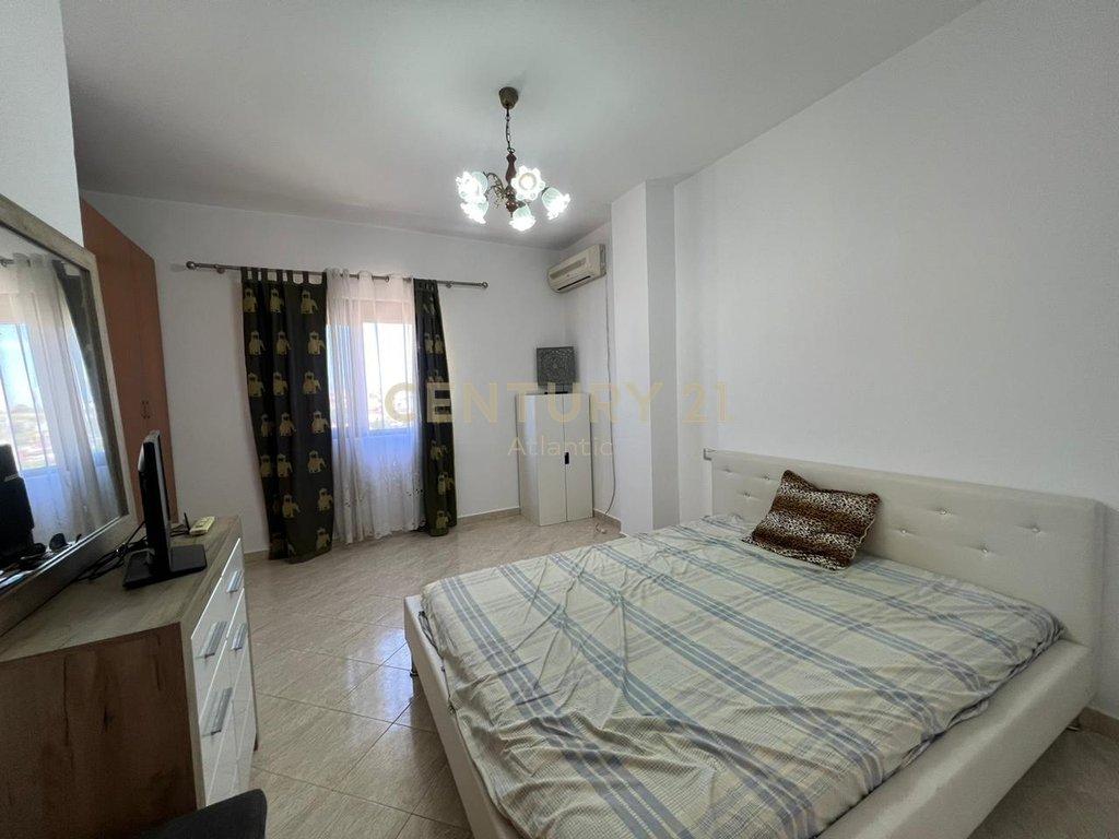 SHITET APARTAMENT 1+1 PLAZH HEKURUDHA DURRES !