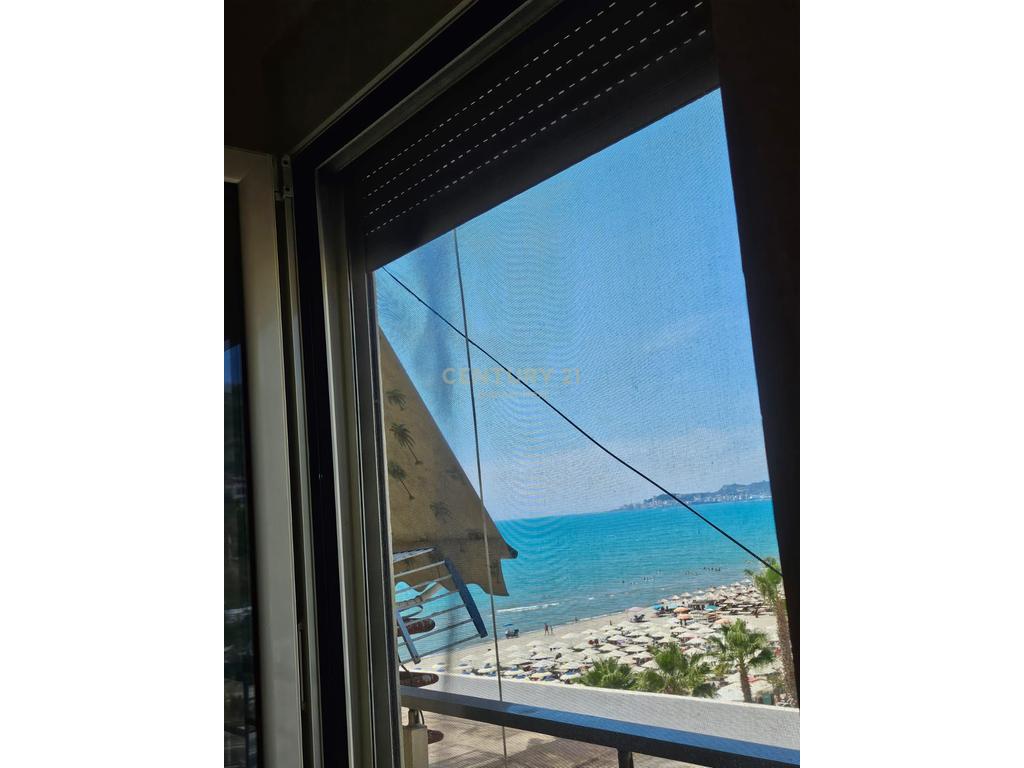 JEPET ME QIRA APARTAMENT 1+1 BUZË DETIT – SHKËMBI I KAVAJËS