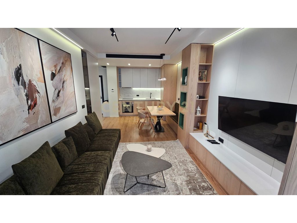 "Golden Tower Residence" – Apartament Premium 1+1 me Qira