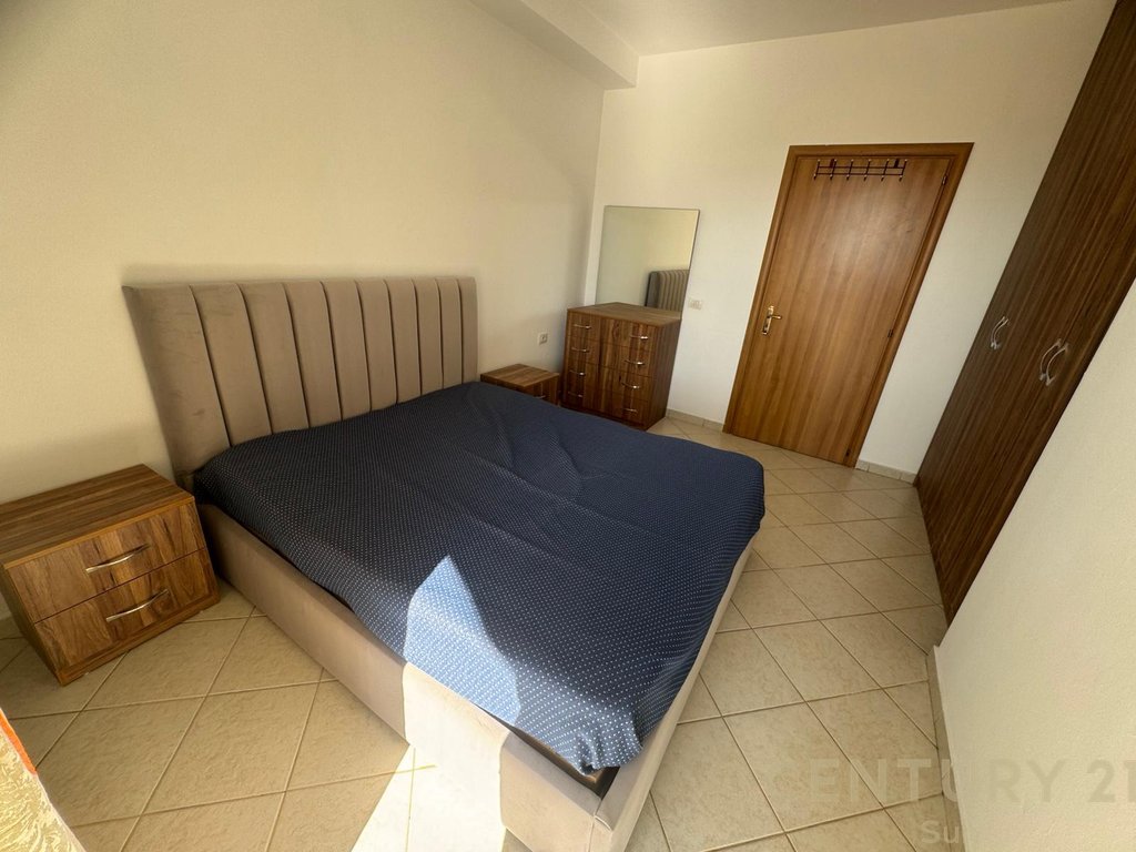 Shitet Apartament 2+1 ne Astir !