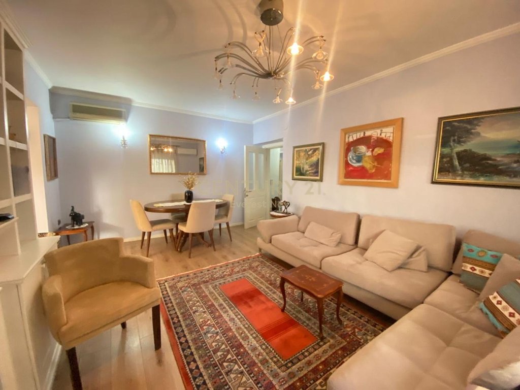 Apartament 2+1 per Qira ne Myslym Shyri