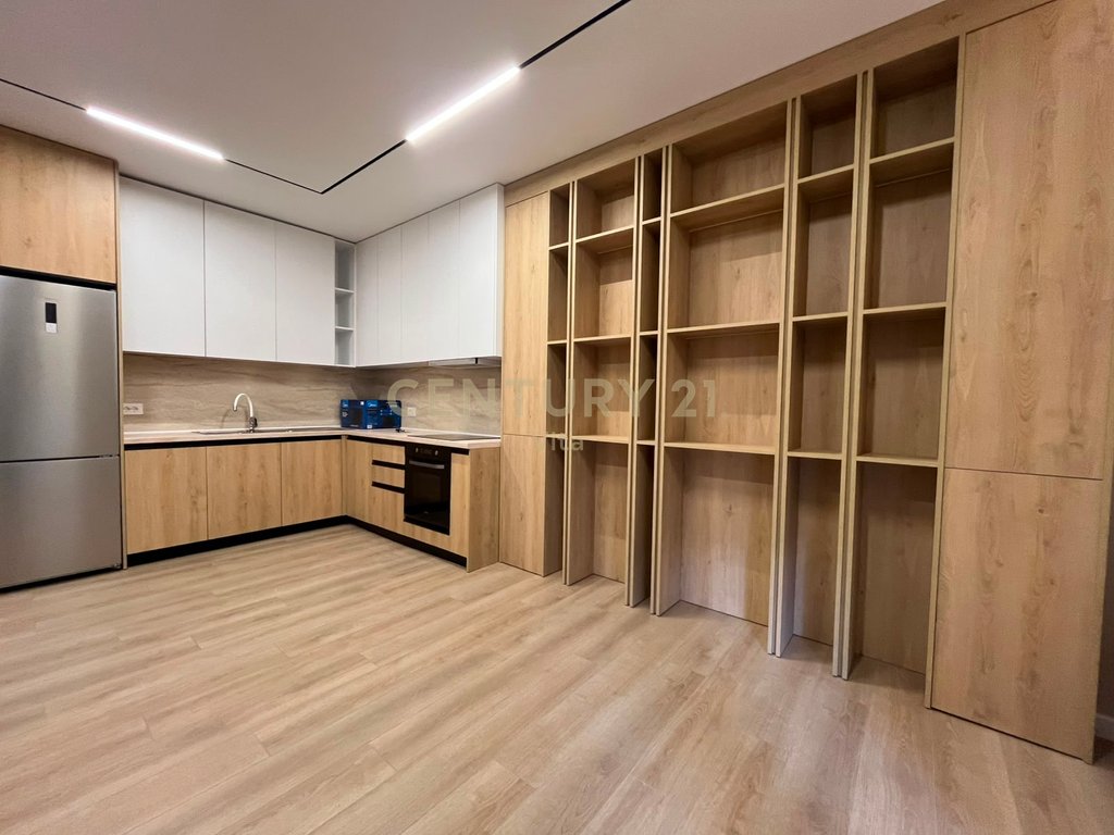 JEPET ME QIRA APARTAMENT 2+1 ,LAGJIA NR 18, DURRES !!!