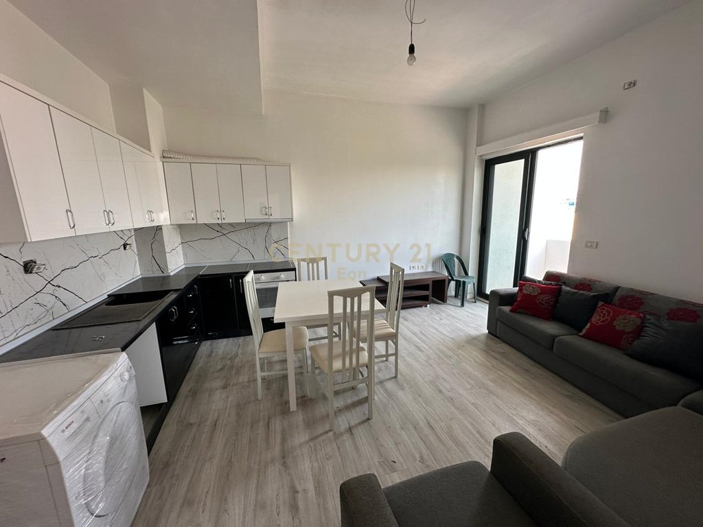 SHESIM APARTAMENT 1+1 NE GOLEM 150METRA NGA DETI !