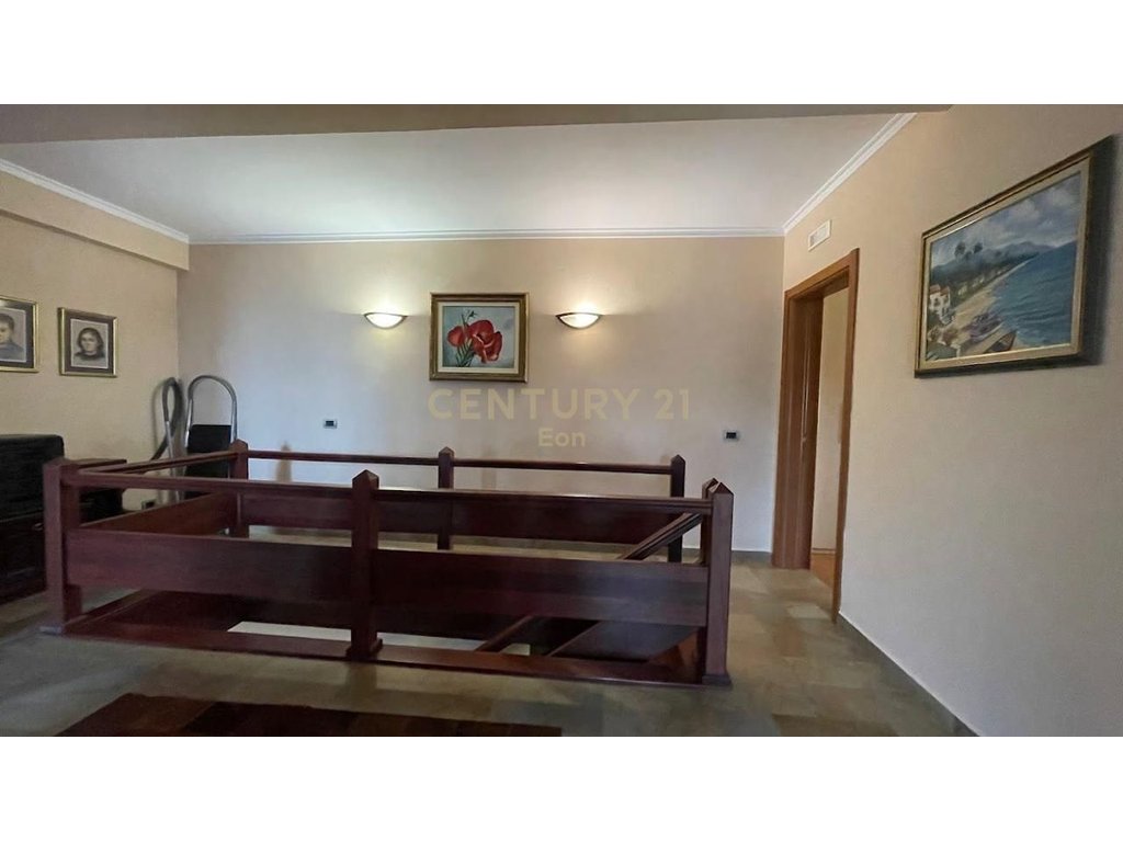Duplex Në Shitje në Golem, Durrës 50 M nga Deti !!