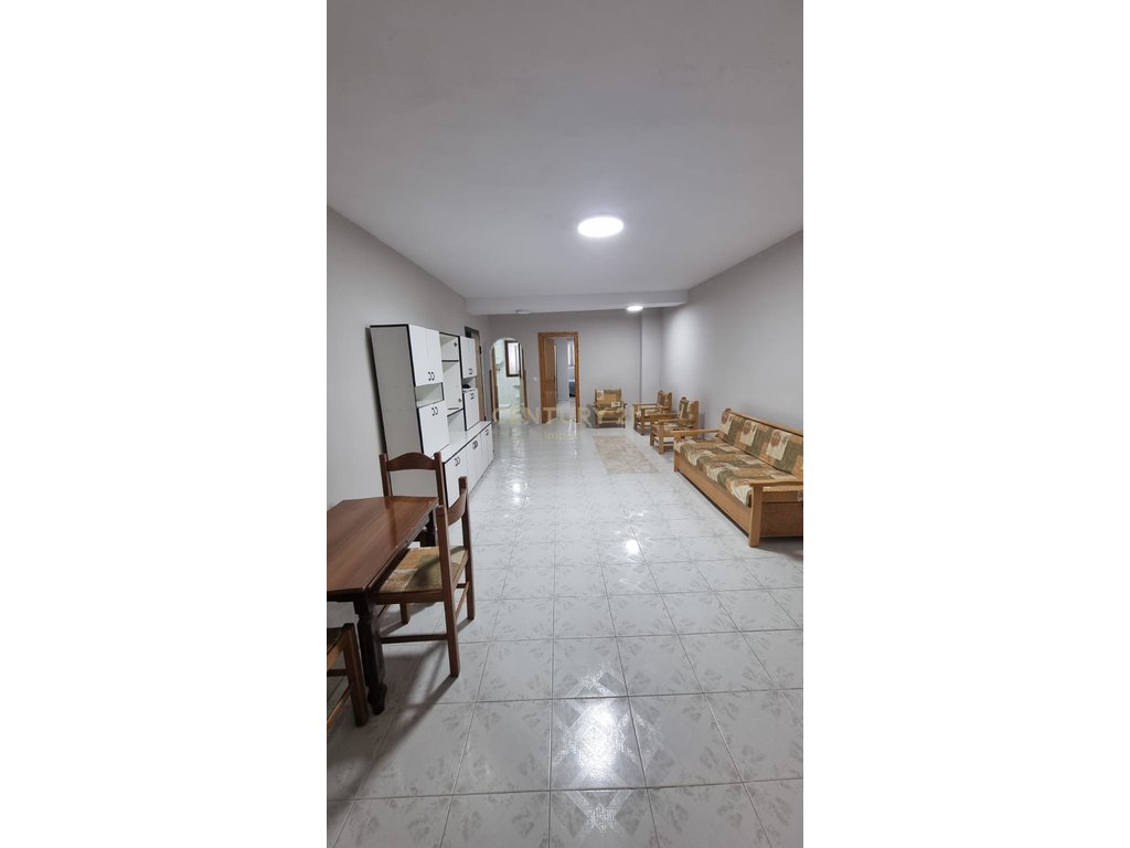 Apartament 2+2 Me Qira në Myslym Shyri, Tiranë - 500€