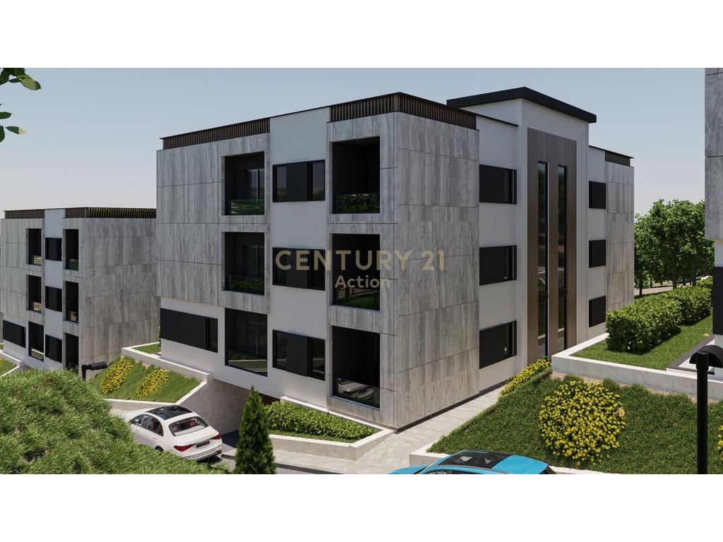 Klering!!!Shesim apartament 3+1+2  ne Dajt!