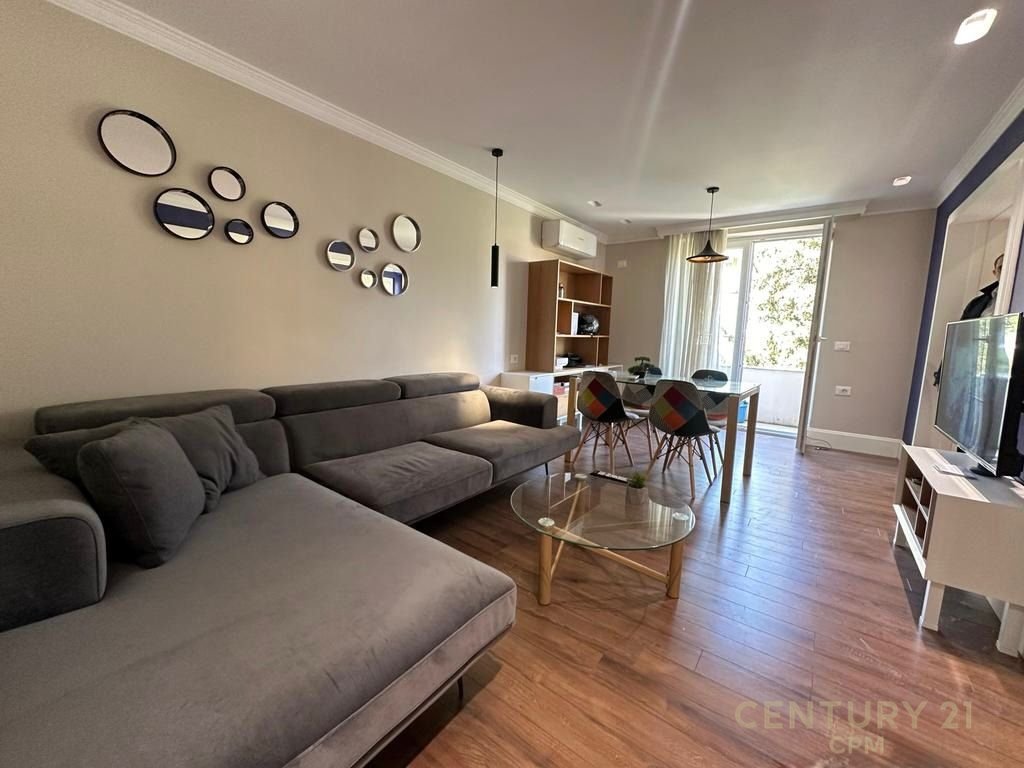 Apartament 1+1 me Qira – Zemra e Bllokut, Tiranë
