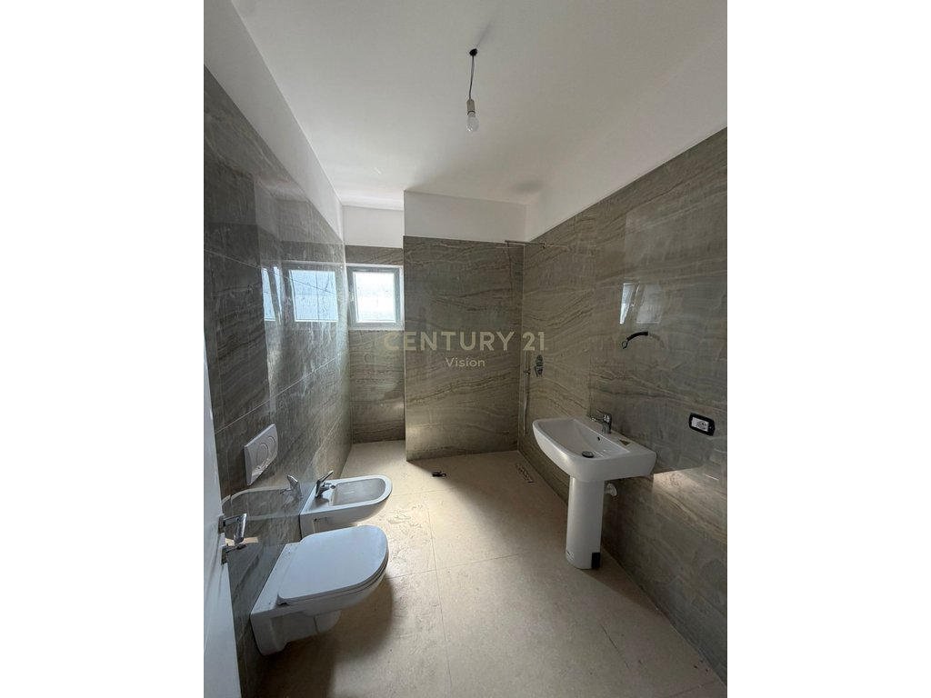 Apartament 1+1 Në Shitje në Shëngjin - 111,550€ | 85.8 m²