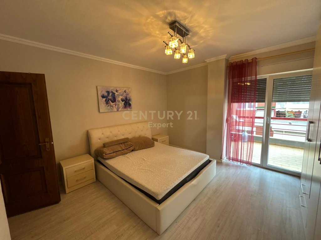 SHITET APARTAMENT 2+1+GARDEROBE TEK KOLOMBO 2 COMPLEX, LIQENI I THATE