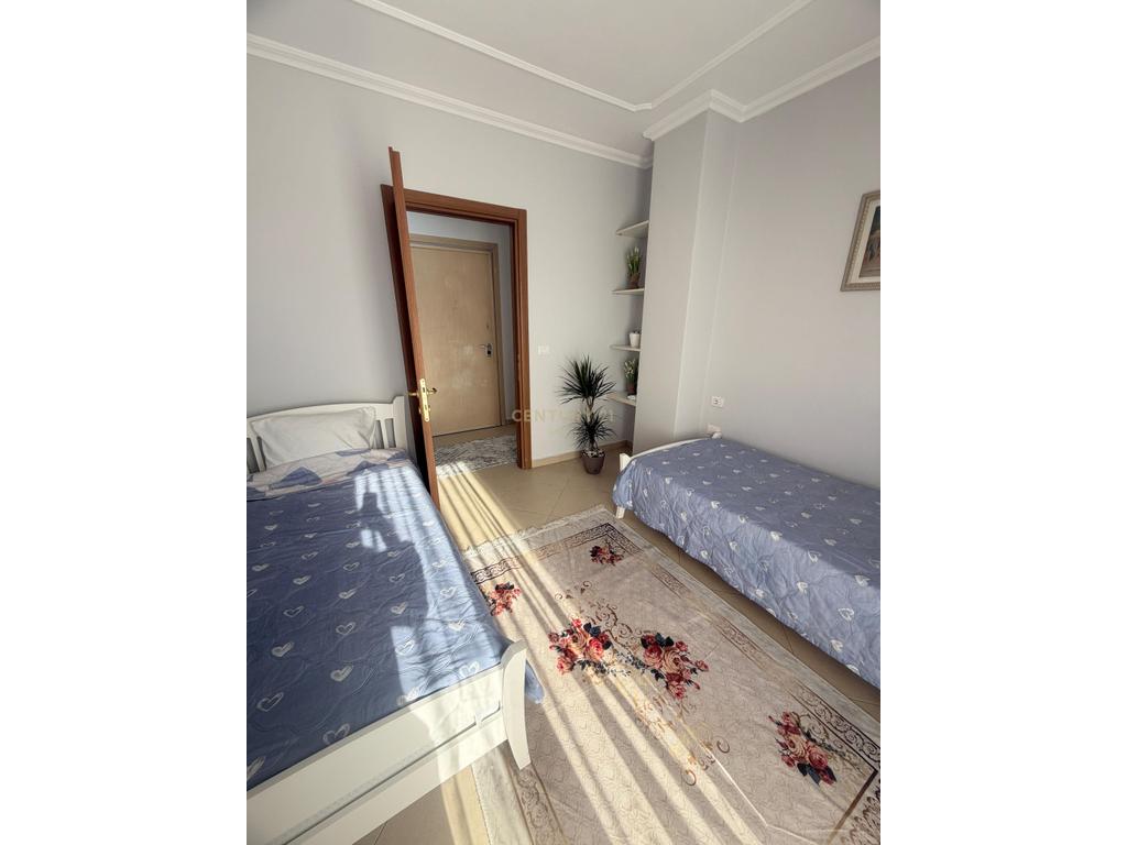 Jepet me qira Apartament 2+1+depo  Kompleksi Gener 2