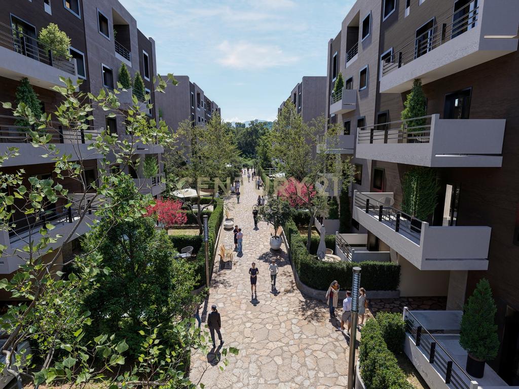 LIQENI I PASKUQANIT, SHESIM APARTAMENT 2+1 ME VERANDE