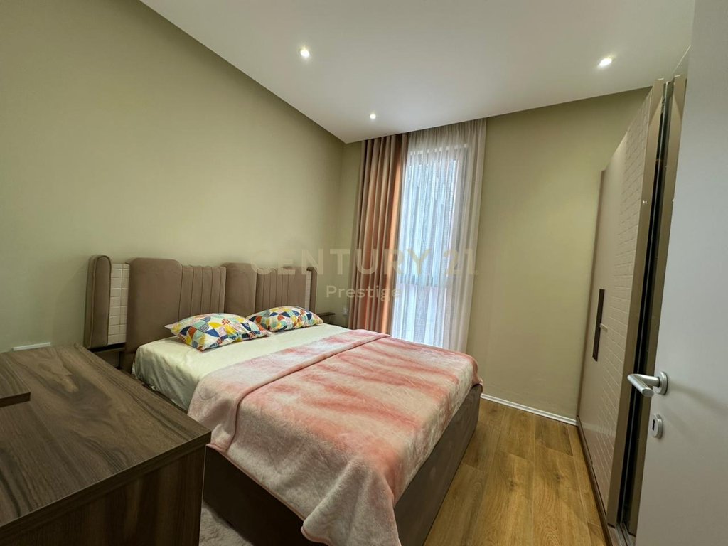 Apartament 1+1 Për Shitje tek  Rruga e Kavajës, pranë Qendrës së Tiranës!