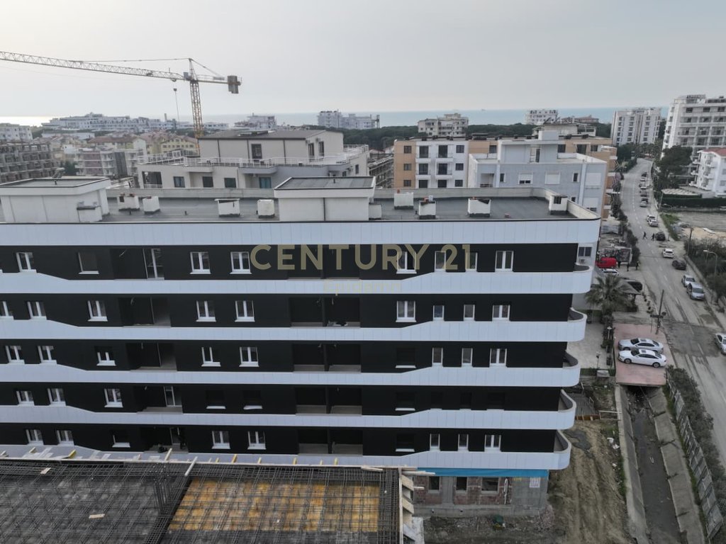 Apartament  2+1 Per Shitje në Rezidencën West Coast – Vetëm 300m nga Deti