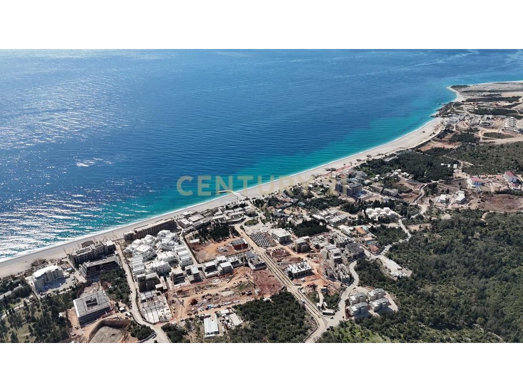 SHITET 1+1 NE DHERMI (SQUARE VILLAGE)!