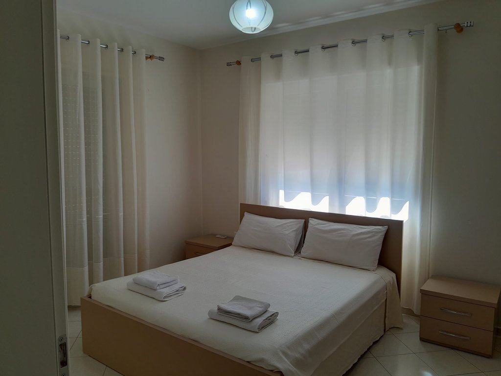 APARTAMENT 1+1 PER QIRA,TEK KALAJA!