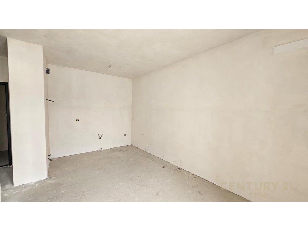 Apartament 1+1 në Qendra Tregtare QTU, Tiranë – Në Shitje – 75,000€ | 83.68 m²