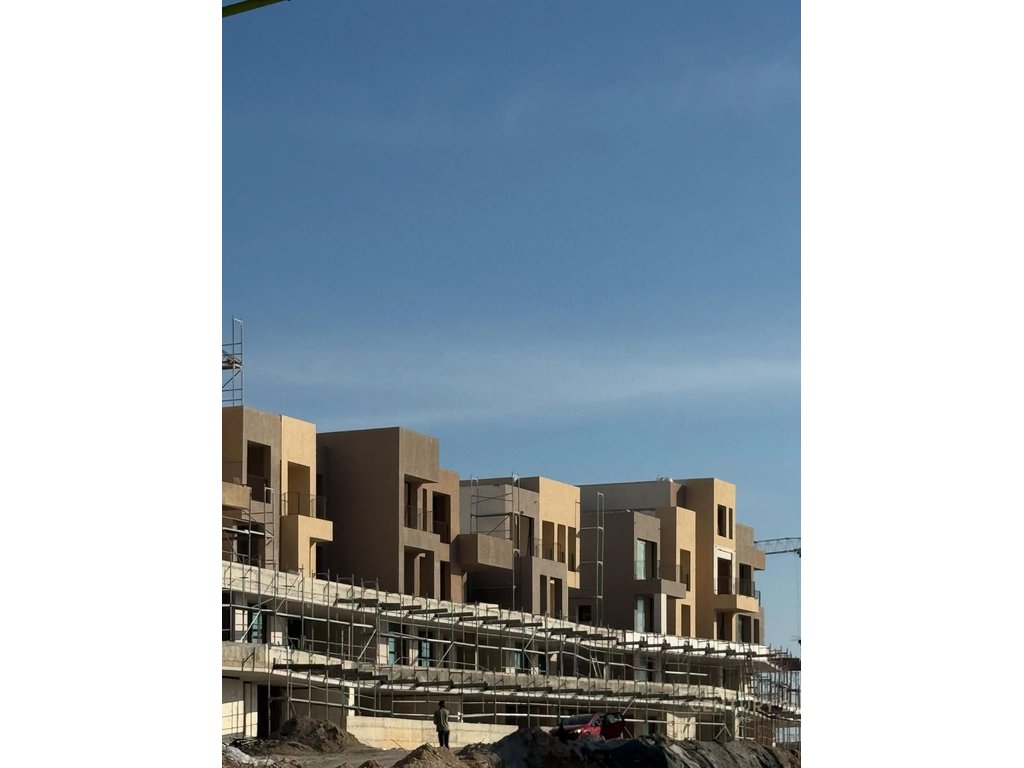 APARTAMENT 2+1 ME VERANDE+PARKIM NE GREEN COAST!