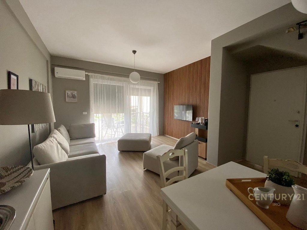 SHITET VILE NE DHERMI, RESIDENCA “WHITE ROCK”