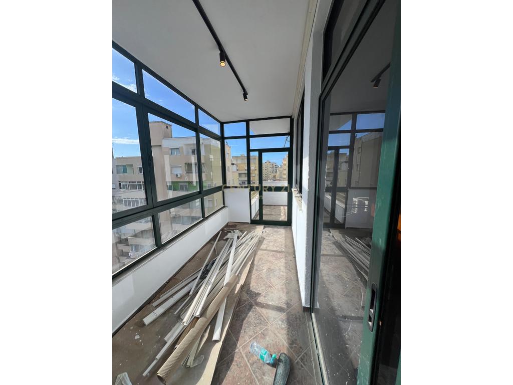Apartament 1+1 në Shitje Me Pamje Deti në Plazh, Durrës !!!
